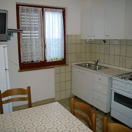 Apartments Ivan 1624