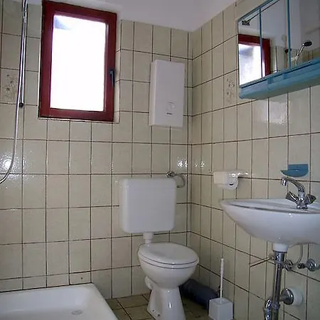 Daire Apartments Ivan 1624
