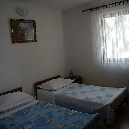 Daire Apartments Ivan 1624