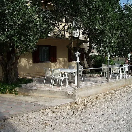 Apartments Ivan 1624 Rogoznica (Sibenik-Knin)